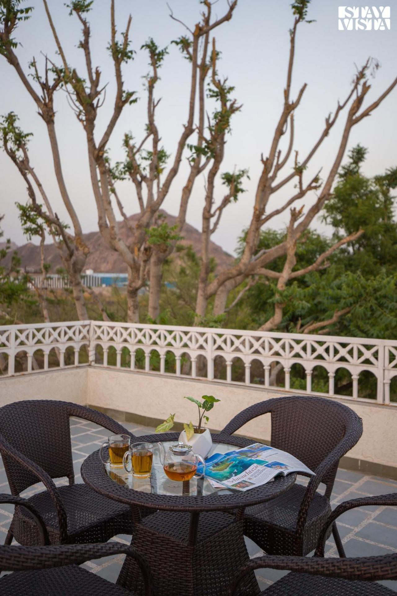 Free Birds Nest With Pvt Pool & Garden At Jaipur By Stayvista Экстерьер фото